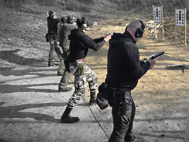 2026-08-01 - Pistolet Lv. 2 - Ergonomia pracy z bronią
